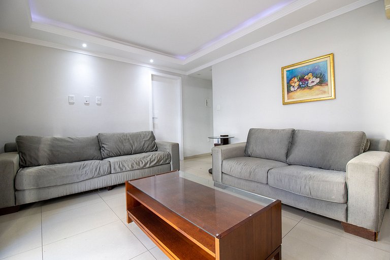 MAU21 - Av. Brasil. 3 Dorm, Climatizado, Churrasq