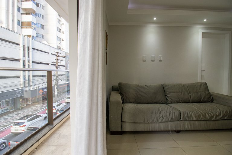 MAU21 - Av. Brasil. 3 Dorm, Climatizado, Churrasq