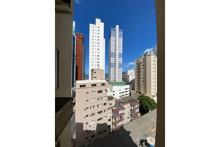 NVR62B - Quadra Mar, Sacada, 2 Dorm, Climatizado